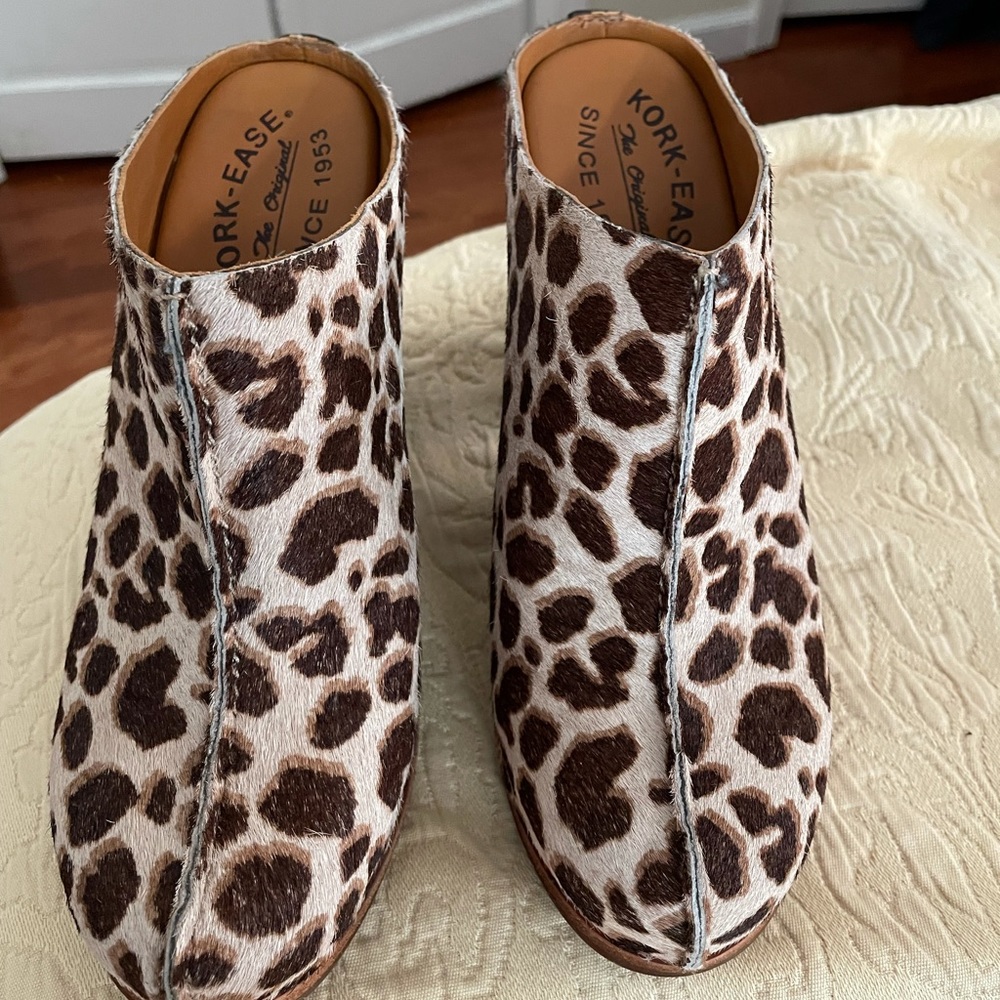 Kirk-Ease Sagano tan giraffe shoes